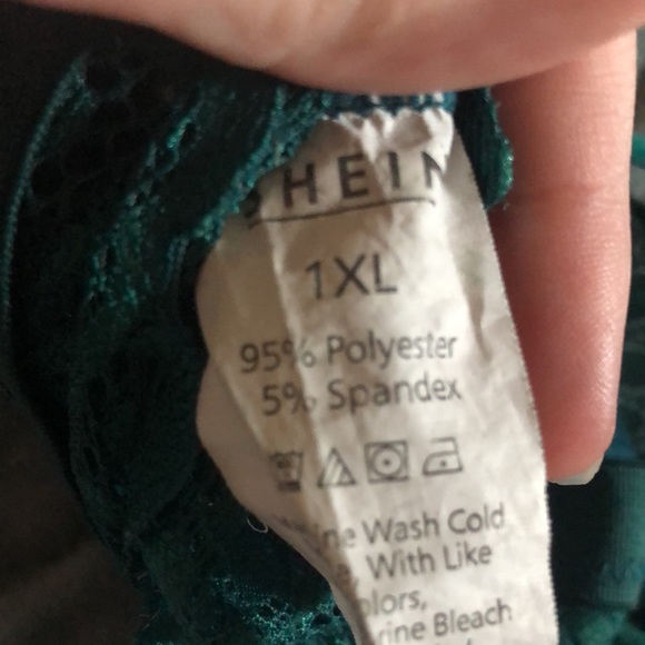 Emerald Green Lace Bralette - Picture 3 of 3